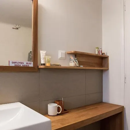 Apartment 90m2 Lovely 1-bedroom In Paleo Faliro Athens
